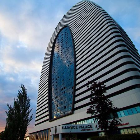 Apartments In Alliance Батуми Екстериор снимка