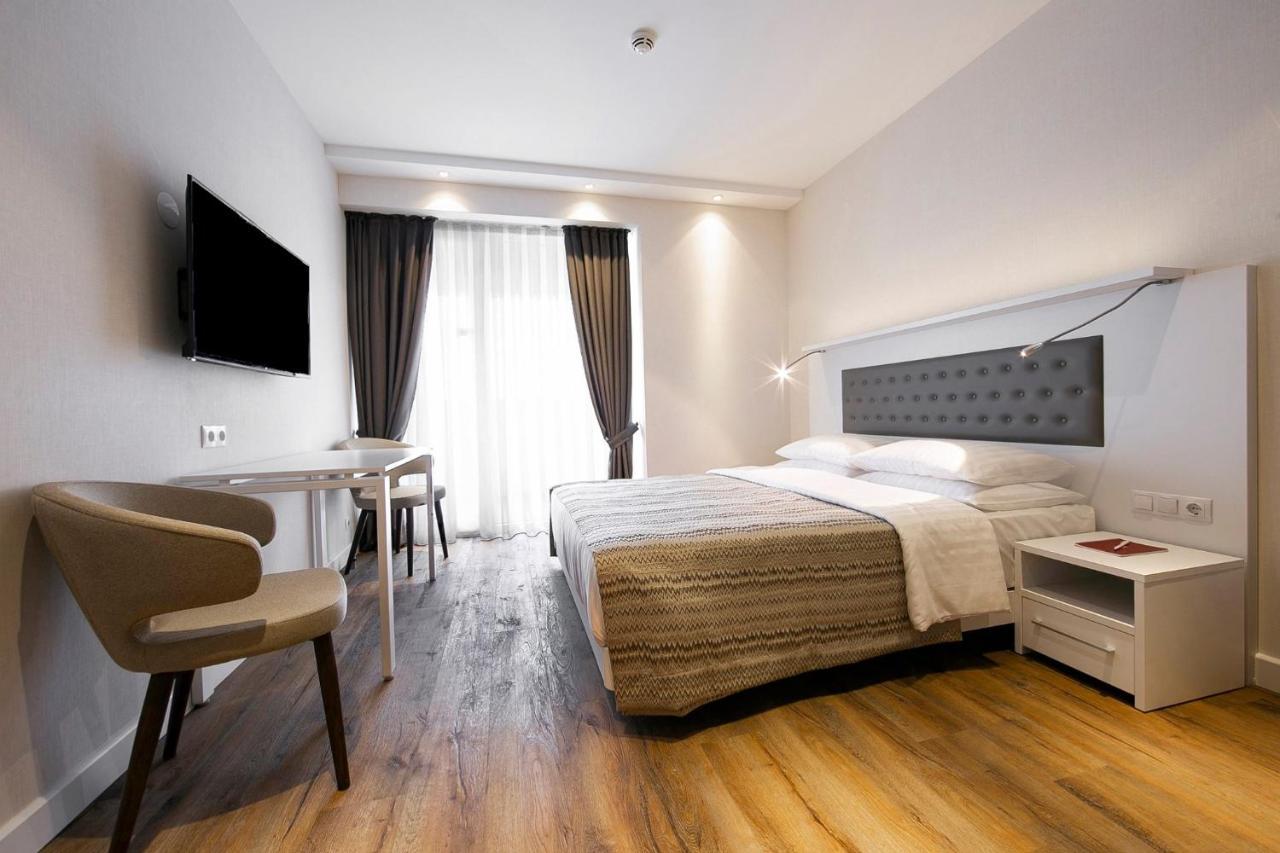 Apartments In Alliance Батуми Екстериор снимка