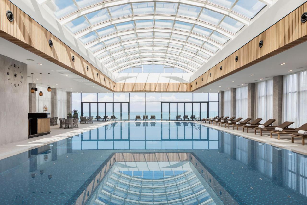 Apartments In Alliance Батуми Екстериор снимка
